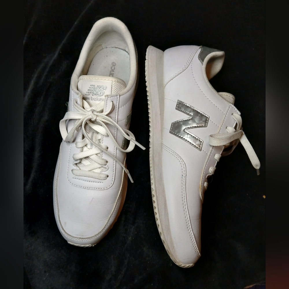 New Balance Sz 11 White  Silver Casual Sneakers runners 720MA1